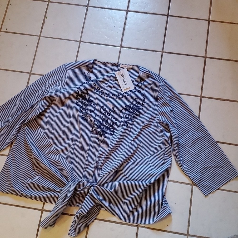 Grand & Greene Womens Blouse Size 2X Shirt Bow Tie Front Stripe Flower New - Picture 2 of 11